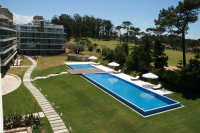 Apartamento en Punta del Este, Brava