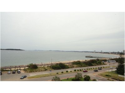 Apartamento en Punta del Este, Mansa