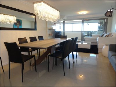 Apartamento en Punta del Este, Brava