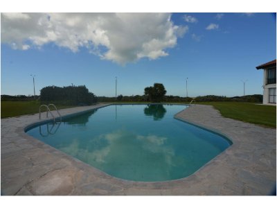 Apartamento en Punta del Este, Brava