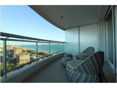 Apartamento en Punta del Este, Mansa