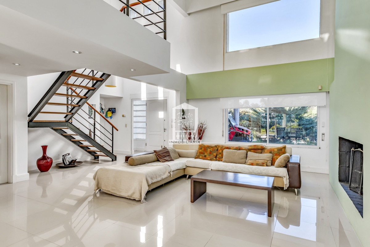Beverly Hills - GoPunta - Portal Inmobiliario de Punta del Este - Maldonado