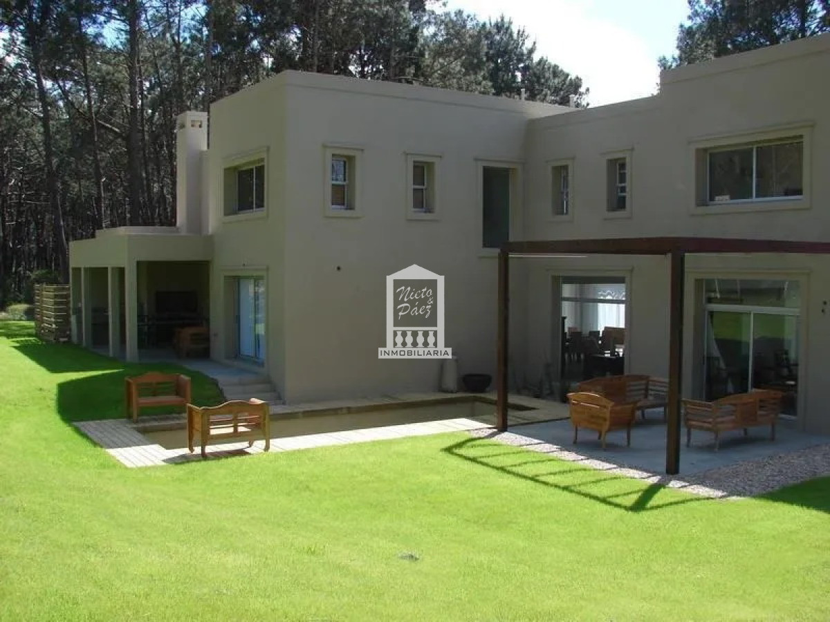 Laguna Blanca - GoPunta - Portal Inmobiliario de Punta del Este - Maldonado