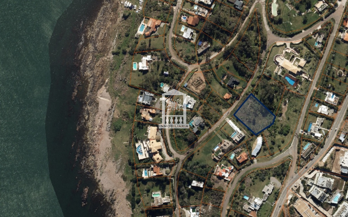 Lomo de la Ballena - GoPunta - Portal Inmobiliario de Punta del Este - Maldonado