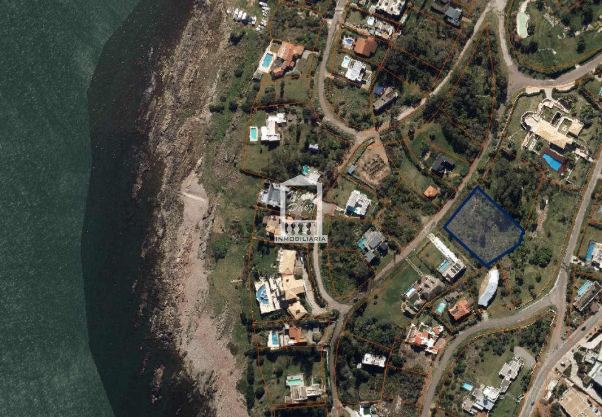 Lomo de la Ballena - GoPunta - Portal Inmobiliario de Punta del Este - Maldonado
