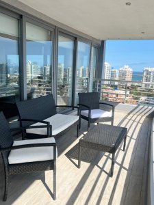 Apartamento 3 dormitorios en alquiler temporal playa mansa Alexander Boulevard