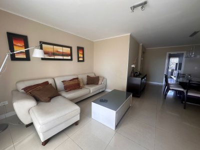 Apartamento en venta de 3 dormitorios en suite, en playa mansa.
