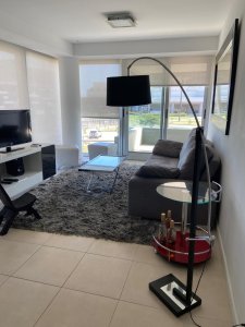 Apartamento en alquiler temporal playa Mansa 3 dormitorios Punta del este Torre del Mar