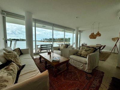Apartamento en venta de 3 dormitorios en La Barra