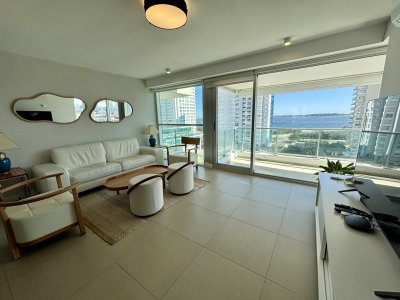 Apartamento en alquiler temporal de 3 dormitorios en Playa Mansa.