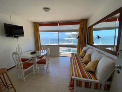 Apartamento 1 dorm en suite con vista al mar