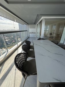 Alquiler de apartamento en playa mansa, zona enjoy 3 dormitorios