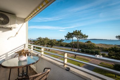Apartamento en alquiler temporal de 3 dormitorios en playa Mansa