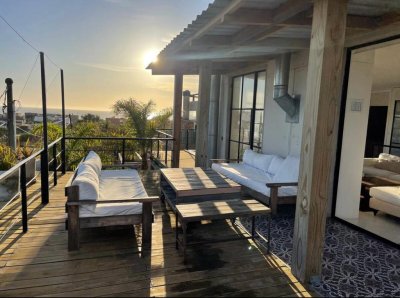 Casa en alquiler de 4 dormitorios en Jose Ignacio 