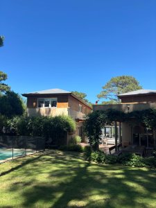 Casa en venta de 5 dormitorios en suite en José Ignacio, Barrio Pinar del Faro