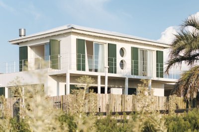 Casa en alquiler temporal, de 3 dormitorios, en Jose Ignacio, Santa Mónica
