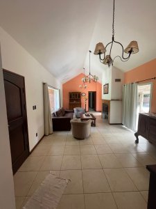 Casa en alquiler temporal de 4 dormitorios, en San Rafael