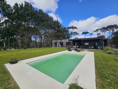 Venta de casa, 3 dormitorios en San Rafael, Punta Del Este