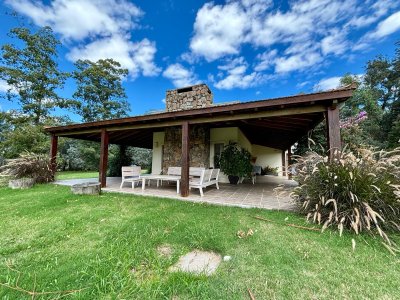 Casa en venta de 2 dormitorios en Punta Ballena