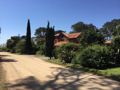 Venta casa de 2 dormitorios en Laguna del diario