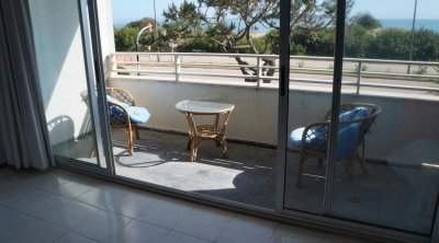 Venta Apartamento 4 Dormitorios, Playa Mansa, Punta del Este