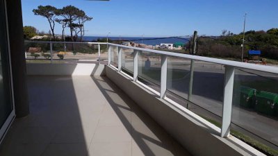 Venta Apartamento 2 Dormitorios, Playa Mansa, Punta del Este