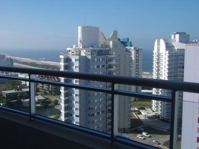 Venta Apartamento 3 Dormitorios, Brava-Chiverta, Punta del Este