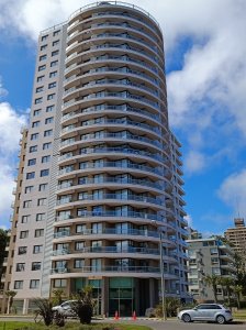 Venta Apartamento 3 Dormitorios, Roosevelt, Punta del Este