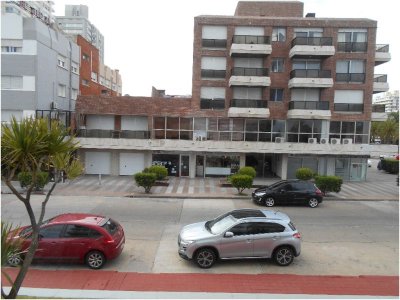 Alquiler Temporario Apartamento 2 Dormitorios, Peninsula, Punta del Este