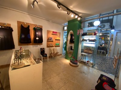 Local en Venta en Península en Galería Torre Gorlero!