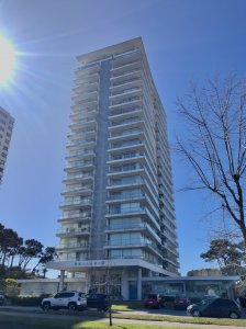 Venta! Apartamento!1 Dormitorio, Roosevelt, Punta del Este