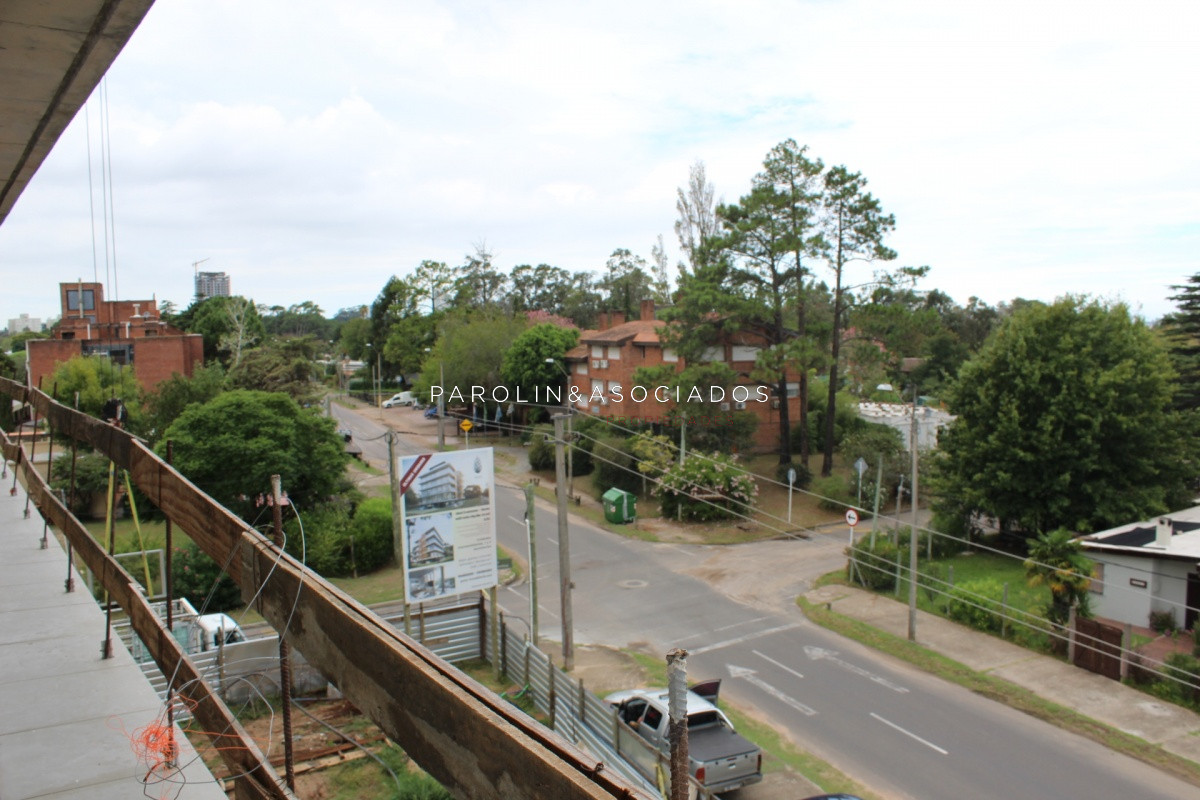 Camino a la Laguna - GoPunta - Portal Inmobiliario de Punta del Este - Maldonado