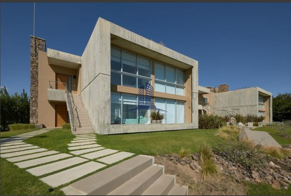 Lomo de la Ballena - GoPunta - Portal Inmobiliario de Punta del Este - Maldonado