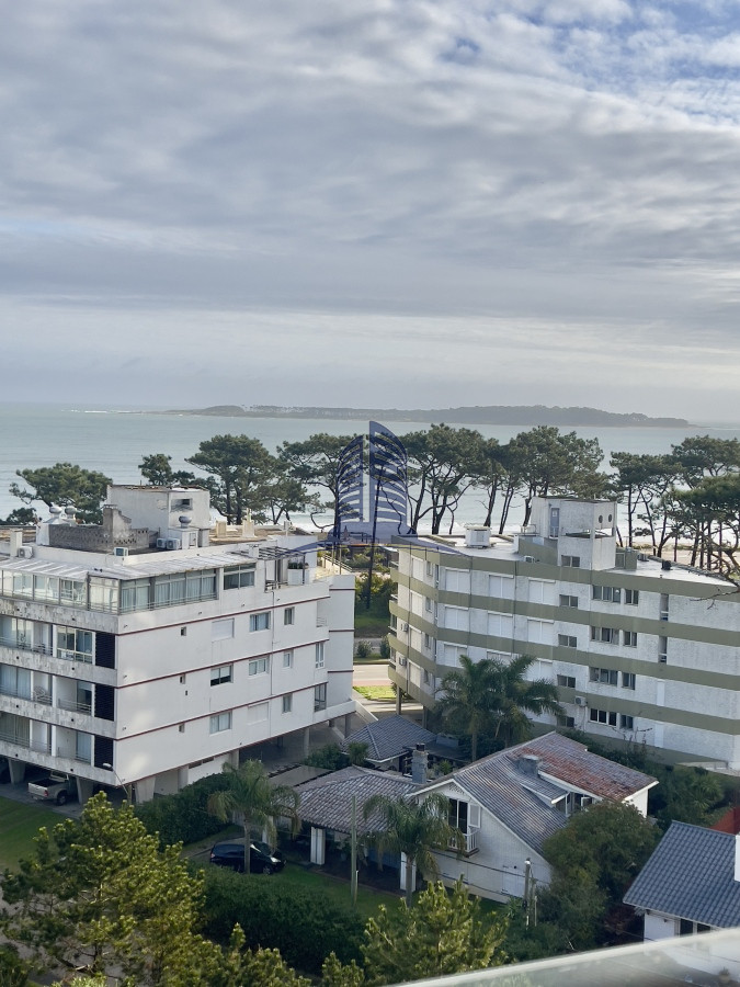 Apartamento en VENTA, 2 dormitorios, playa mansa, Punta del Este