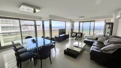 Excelente Oportunidad !!! Apartamento 3 dormitorios + Dep Servicio Punta del este Urguuay 