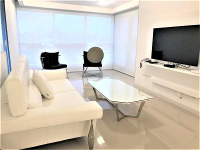 Apartamento en VENTA- 2 dormitorios playa brava Punta del Este 