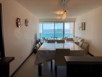 VENTA APARTAMENTO 2 DORMITORIOS PLAYA MANSA 