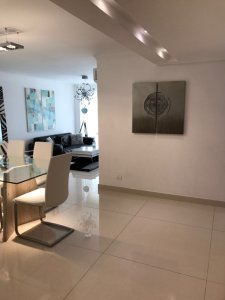 Apartamento en VENTA- playa mansa Punta del Este