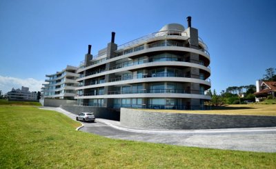 Apartamento en Punta del Este, Mansa