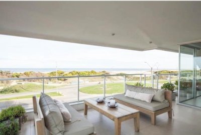 Vendo hermoso apto 4 suites frente al mar