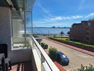 Apartamento con excelente ubicación de 2 dormitorios en alquiler en peninsula
