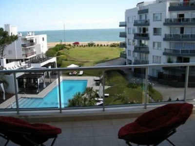 Excelente apartamento con vista al mar