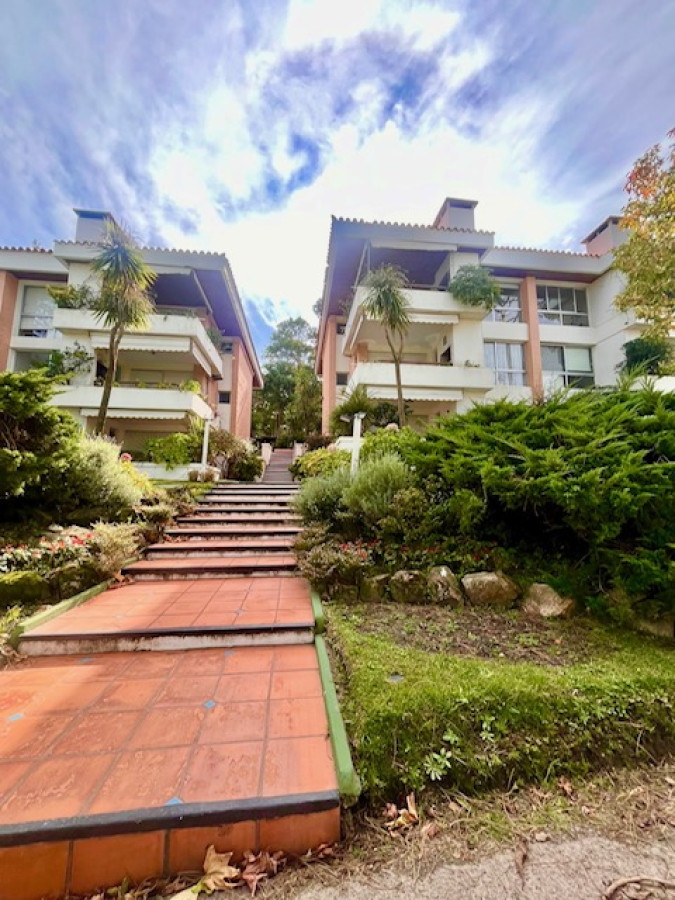 Apartamento en la mansa, excelente ubicación