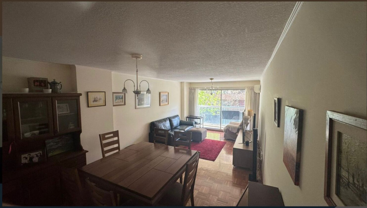 Apartamento muy buena ubicación en pocitos en venta de 3 dormitorios