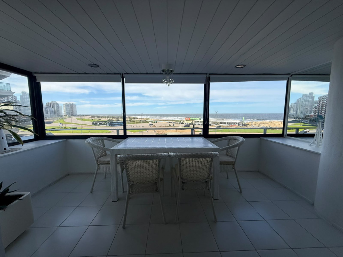 Apartamento en venta en playa brava 3 dormitorios 