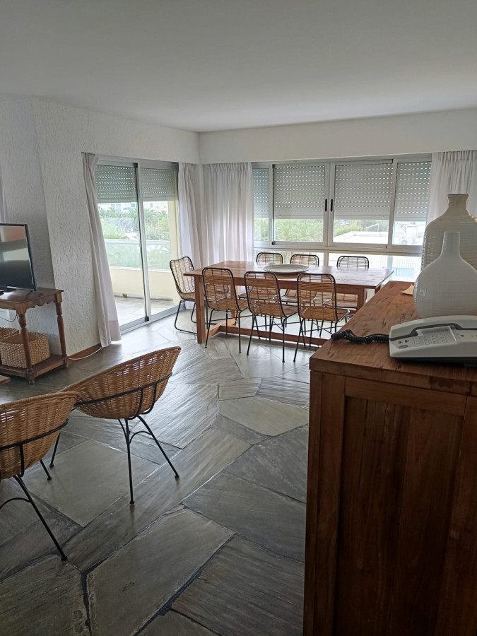 Apartamento 3 dormitorios en venta en Punta del Este 