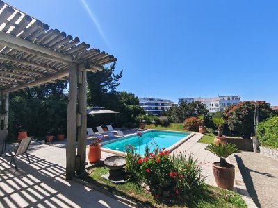 Casa de 5 dormitorios en Rincon del Indio en alquiler temporada