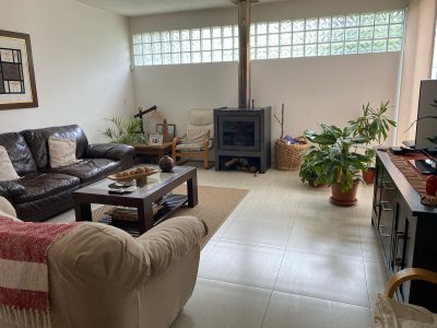 Casa de 3 dormitorios en alquiler en Punta del Este 