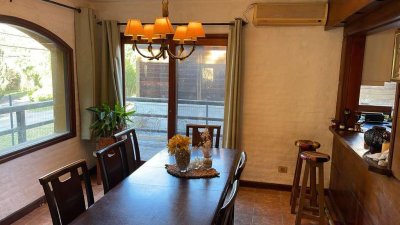 casa muy comoda en venta en Jardines de Cordoba con 4 dormitorios