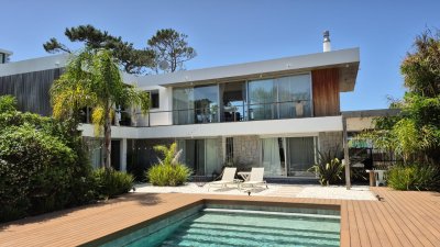 Casa con piscina en Montoya alquiler temporada